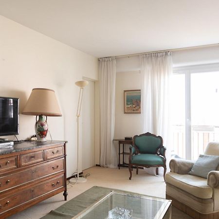 Апартаменты Lovely 66 M 2 Steps From The City Center Булонь-Бийанкур Экстерьер фото