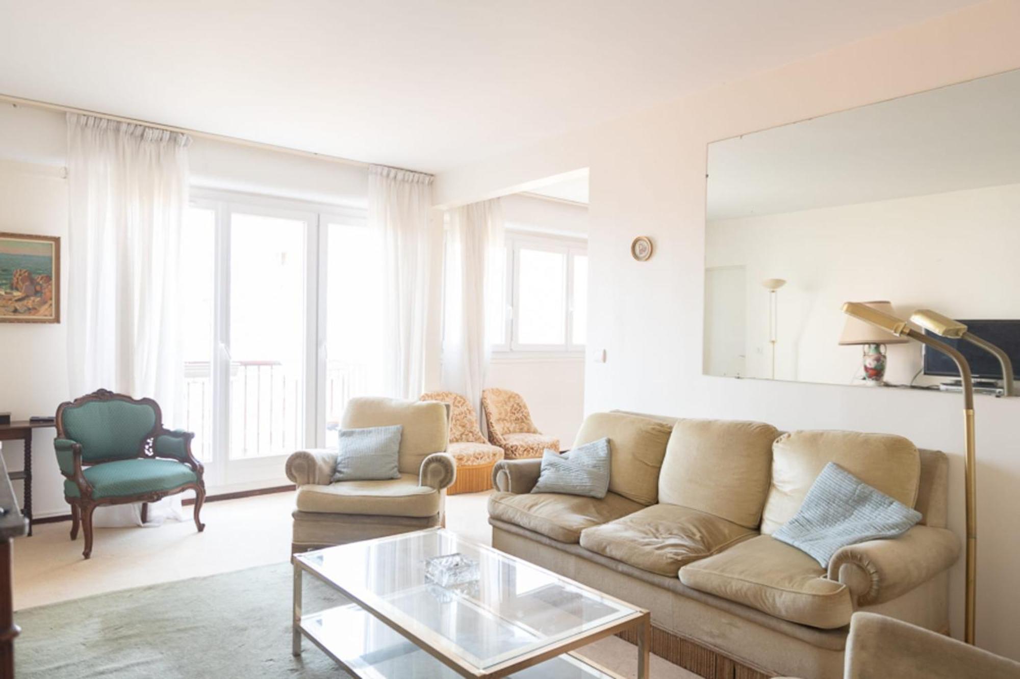 Апартаменты Lovely 66 M 2 Steps From The City Center Булонь-Бийанкур Экстерьер фото